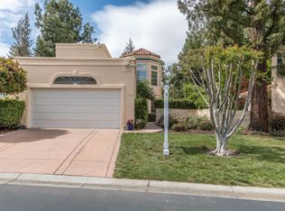 1395 Cuernavaca Circulo, Mountain View, CA 94040