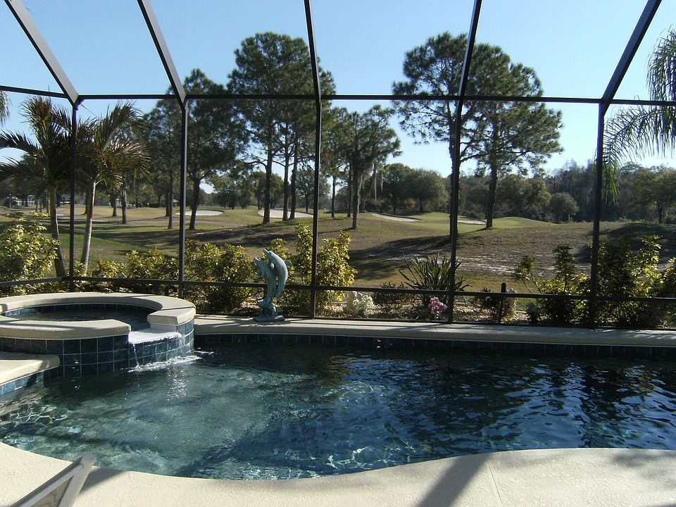 Golf course/pool home