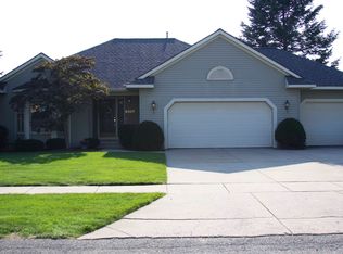 6507 Kingtree Dr SW, Byron Center, MI 49315