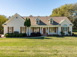 2100 Black Walnut Farm Rd, Hillsborough, NC 27278