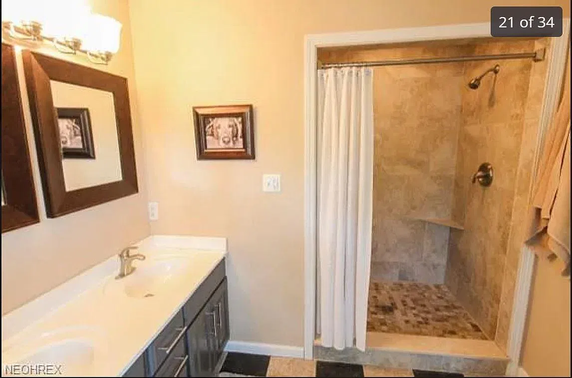 4 bed, 2.5 bath, 2588 sqft, $3,250 — Photo 3