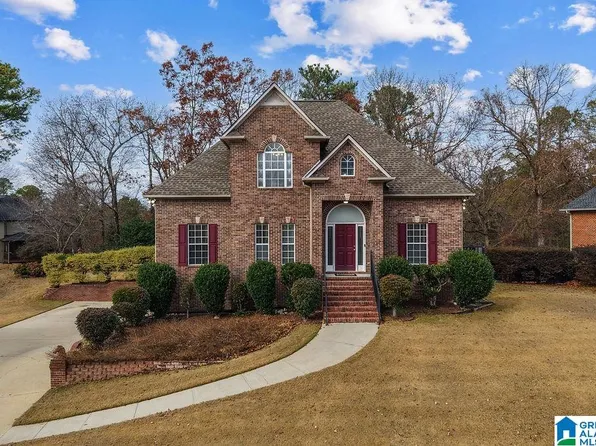 2111 N Grande View Ln, Alabaster, AL 35114