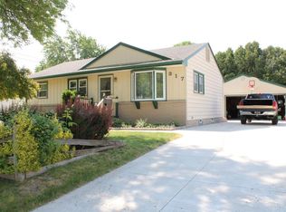 317 Acorn Rd, West Bend, WI 53090