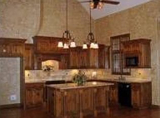 6449 S Riverbridge Rd, Springfield, MO 65810