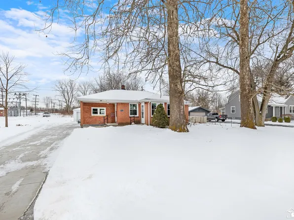 28103 Arsenal Rd, Flat Rock, MI 48134