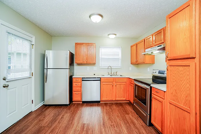 3948 Rosette Dr — Photo 3