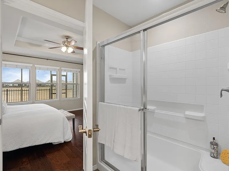 2811 Cone Flower Dr — Photo 26