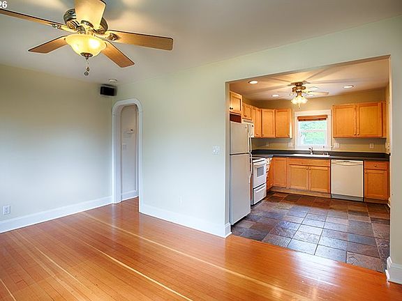 5th image of 9242 SE Harrison St