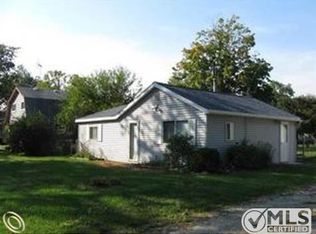 1011 Tierney Ave, Highland, MI