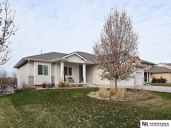3rd image of 14608 S 24th St