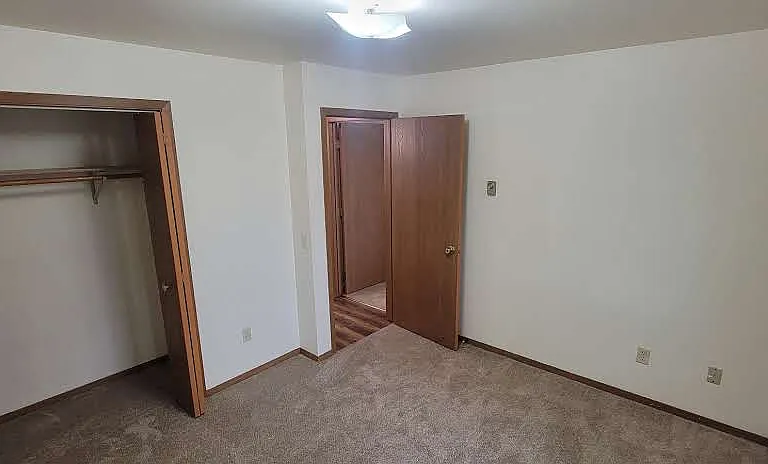 1108 W Hamilton Ave #8 — Photo 9