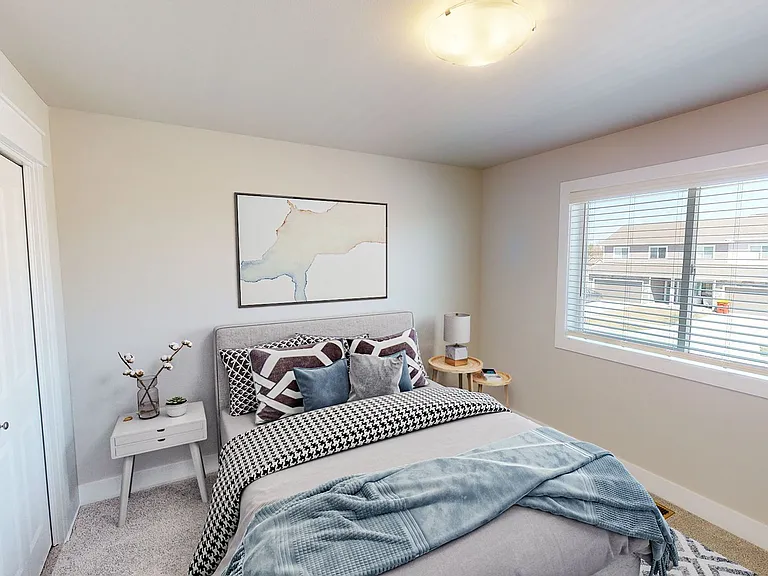 1118 Ida Pl — Photo 8