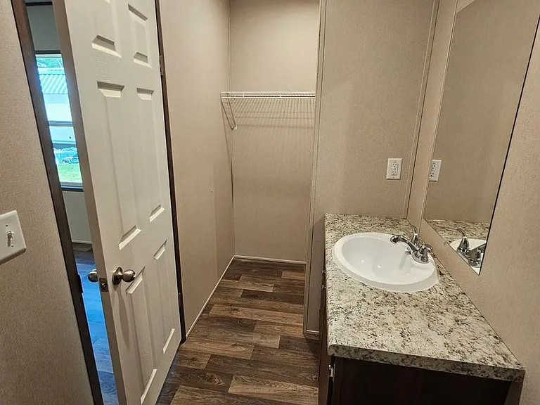 Welcome Home to Colony Park Johnson City's Hidden Gem! — Photo 37