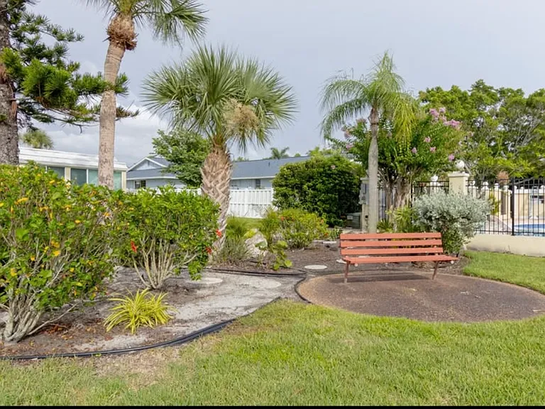 5888 Driftwood Pl — Photo 53