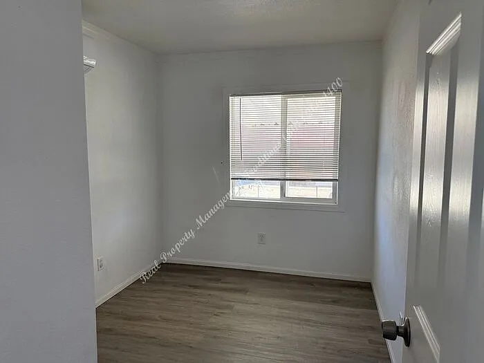 45420 5th St E — Photo 6