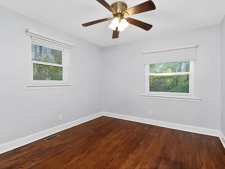 1448A Anderson St — Photo 13