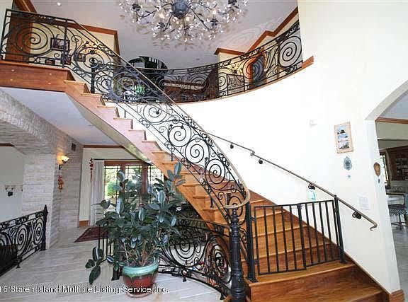 3rd image of 70 Lyman Pl