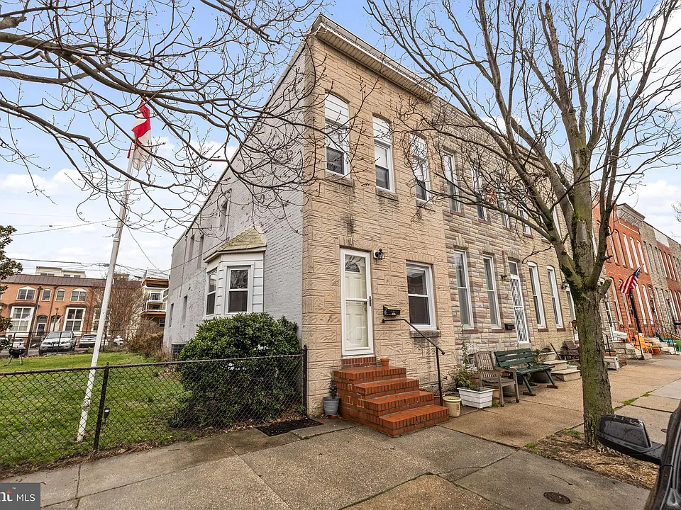 1437 Towson St