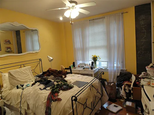 Rented by Douglas Elliman | media 19