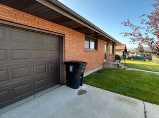 3470 S Hillcrest Dr, Butte, MT 59701