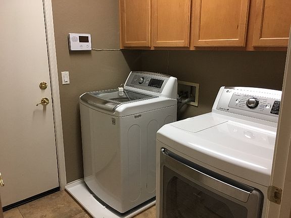 5th image of 6022 N Almanza Ln