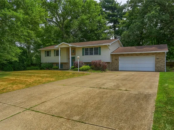 13 W Hazelcroft Ave, New Castle, PA 16105