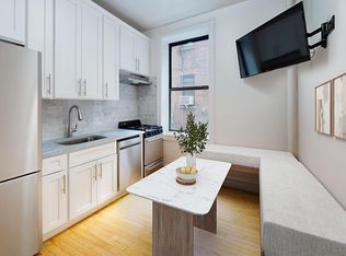 245 W 51st St APT 208, New York, NY 10019
