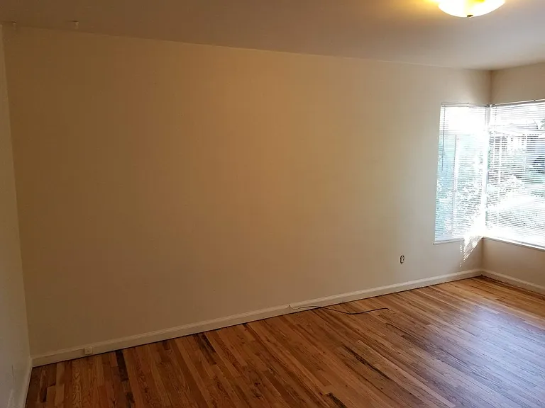 788 East 5th Avenue — Photo 7