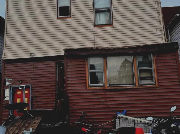(undisclosed Address), Richmond Hill, NY 11418