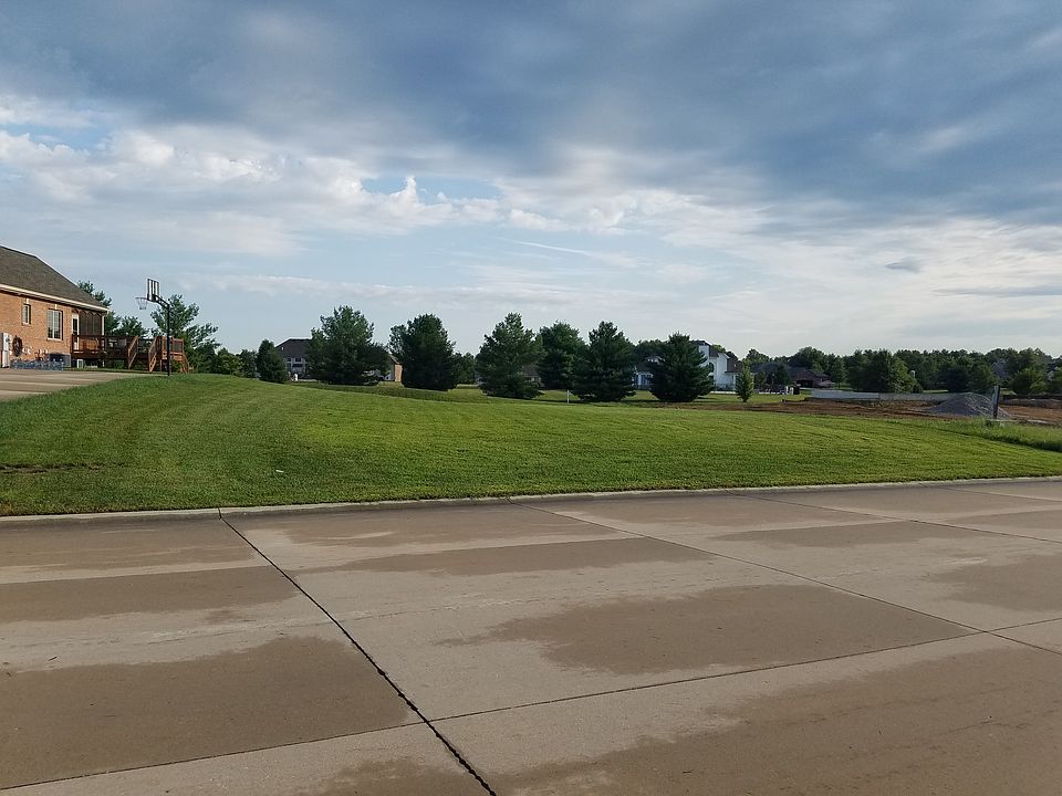 1st image of 8429 Stone Ledge Dr