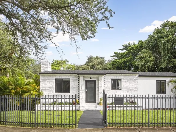 295 NW 42nd St, Miami, FL 33127