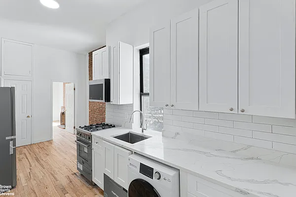 Rented by Brown Harris Stevens | media 7