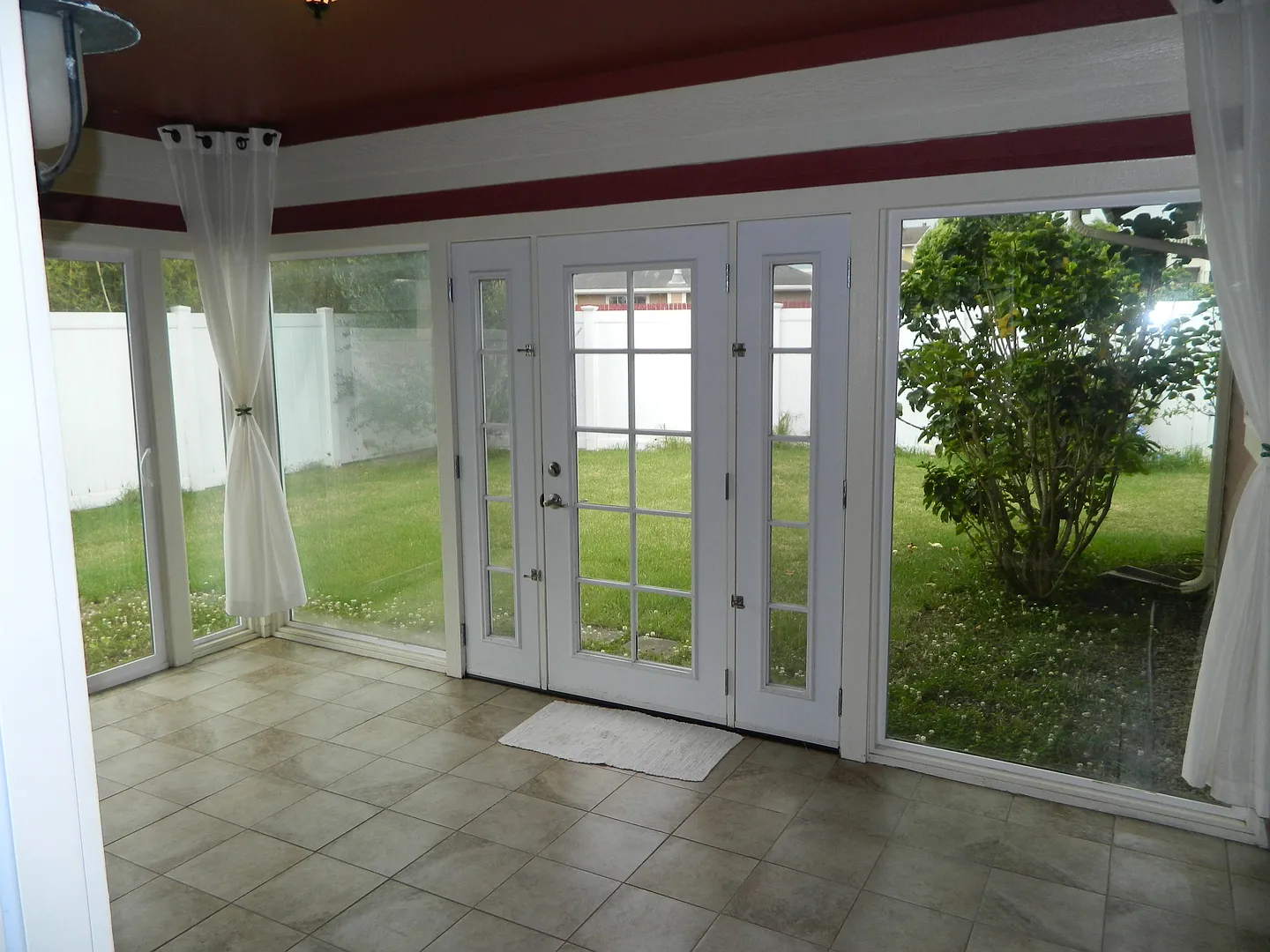 Beautifully Upgraded 3BR/2BA Home in Lualai Subdivision — Photo 2