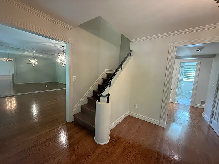 730 Floyd St — Photo 44
