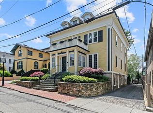 Pelham Street Condos, Newport, RI 02840