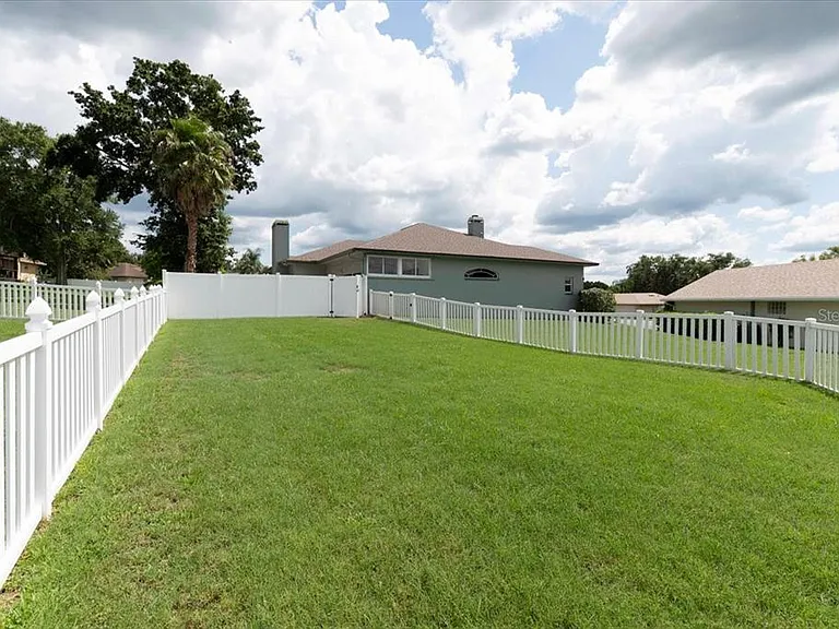 5845 Danterbury Ct — Photo 59