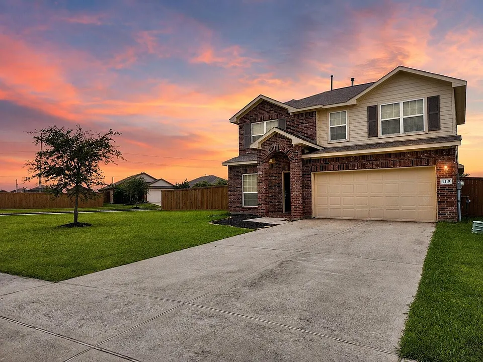 2119 Del Mar Dr
