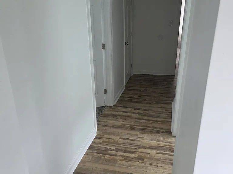 1471 Little Ave — Photo 8
