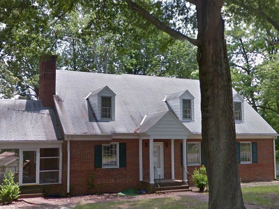 2nd image of 110 Decatur St