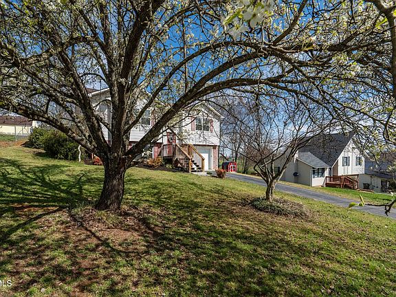 5th image of 283 Ridgeview Dr