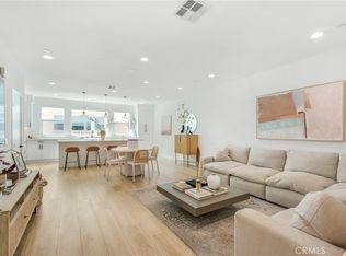 315 Ford Rd, Costa Mesa, CA 92627