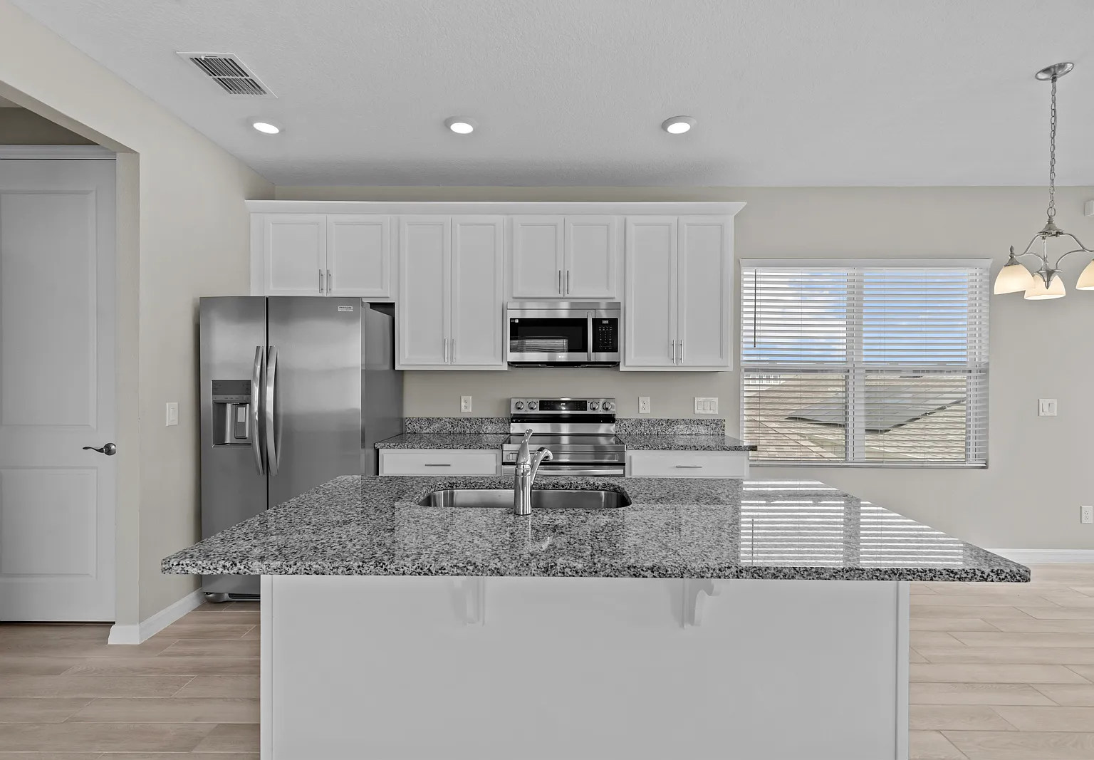 6542 Barnstorm Way — Photo 2