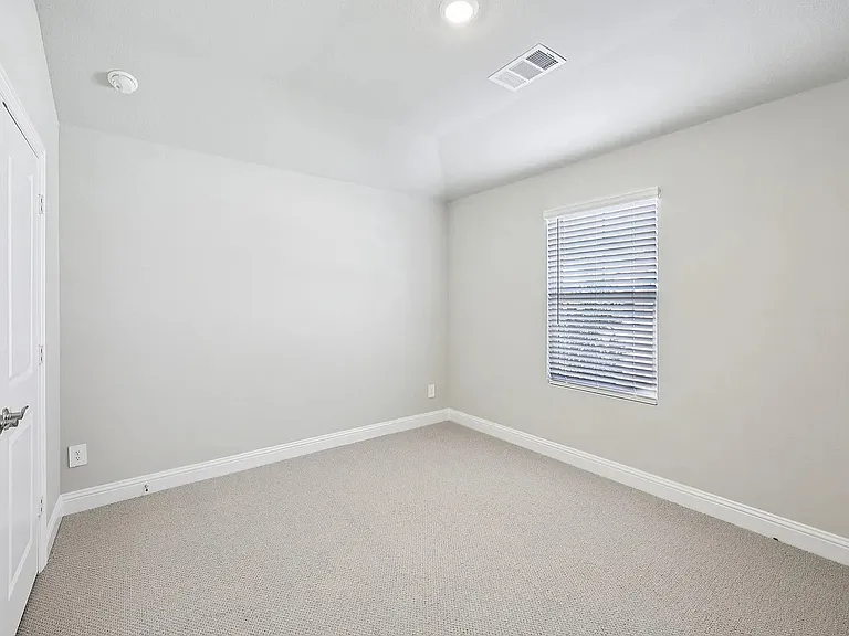 5910 Broadacre Dr — Photo 9