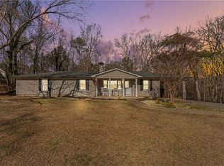 5804 Reinhardt College Pkwy, Waleska, GA 30183