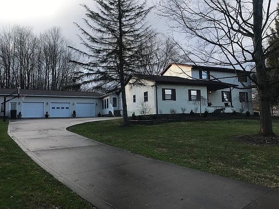 2nd image of 10731 Springwater Dr
