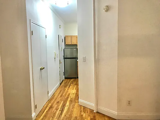 Rented by Crosstown Apartments NYC | media 5