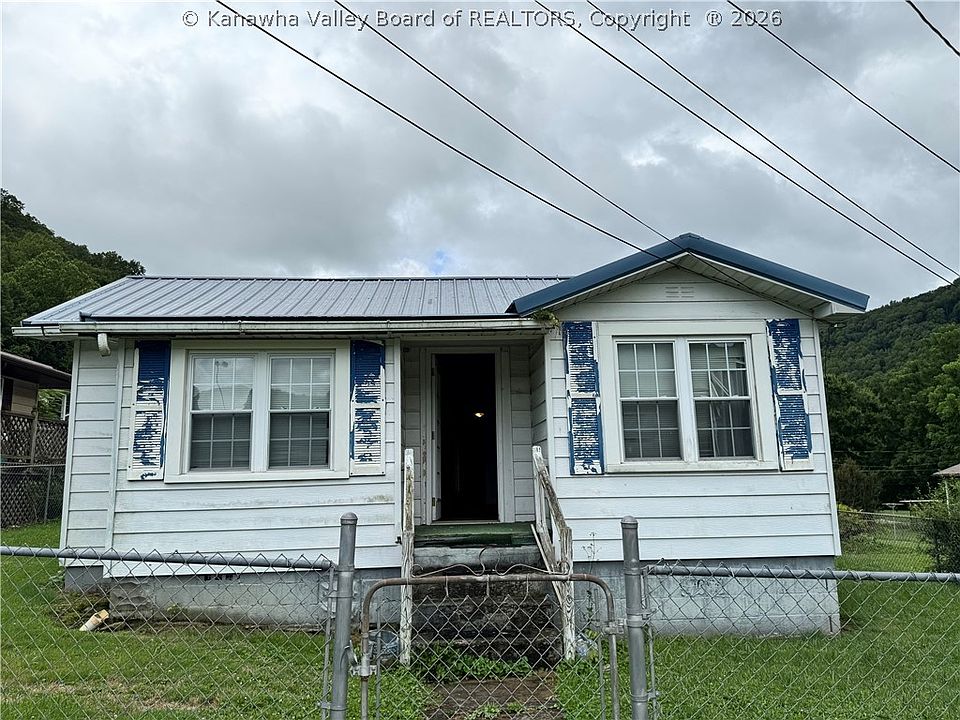 1st image of 58 Carlton Ln