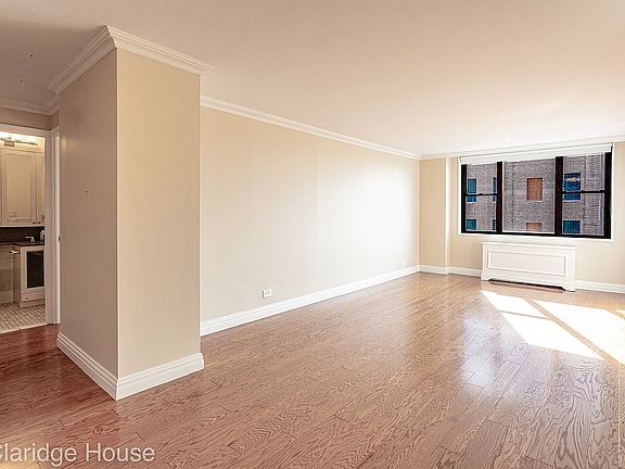 5th image of 201 E 87th St APT 27h