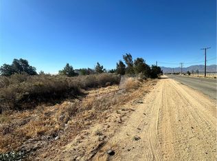 180 E Avenue P-2, Palmdale, CA 93591