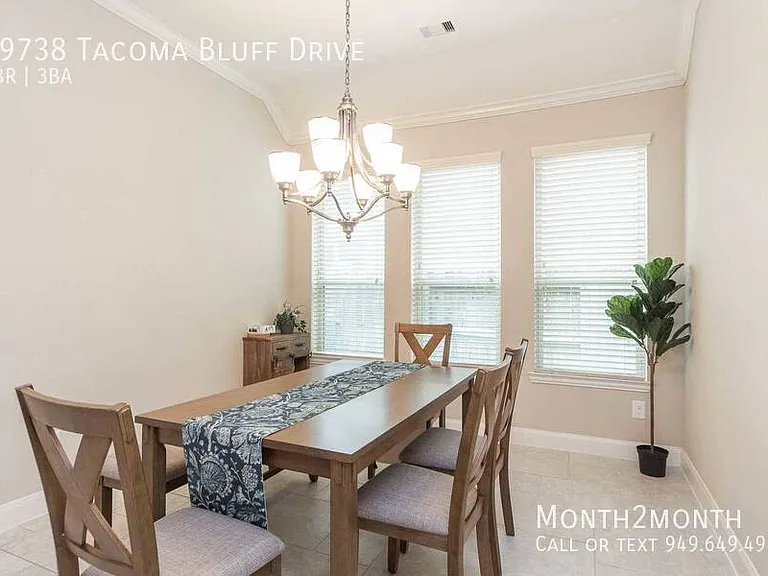 19738 Tacoma Bluff Dr — Photo 3